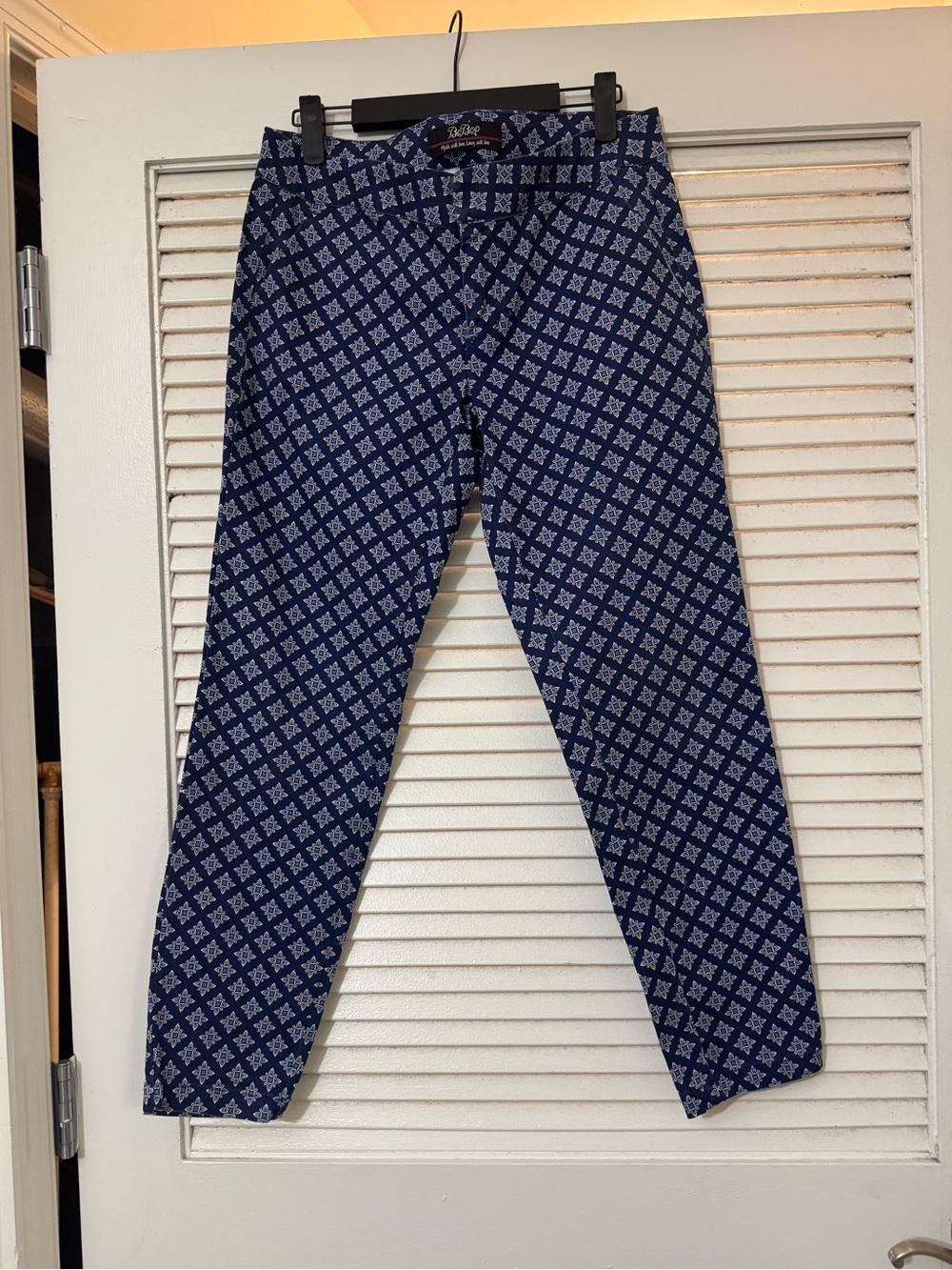 BeBop Navy Blue Printed Cropped Women's Pants